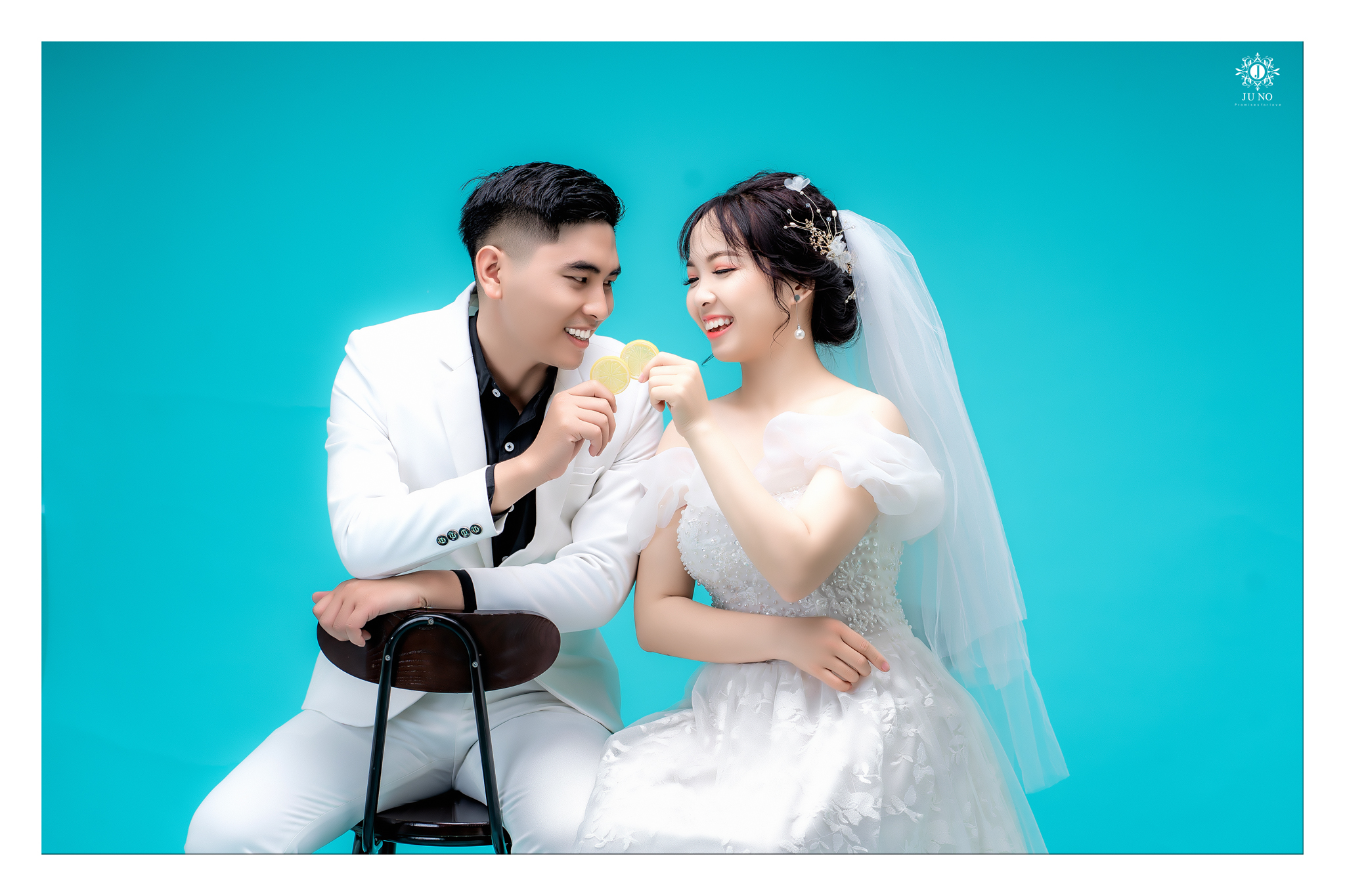 Juno Wedding, chụp ảnh cưới đẹp: Juno Wedding là địa điểm lý tưởng để thực hiện những bức ảnh cưới đẹp. Đội ngũ nhiếp ảnh chuyên nghiệp cùng không gian đẹp và sang trọng, Juno Wedding sẽ giúp bạn lưu giữ những khoảnh khắc đẹp nhất trong cuộc đời mình.